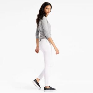 Levi's  New 711 Skinny Jeans White